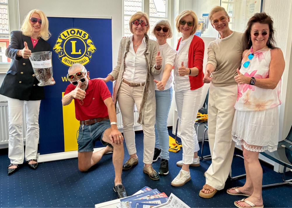 Brillenübergabe 2025